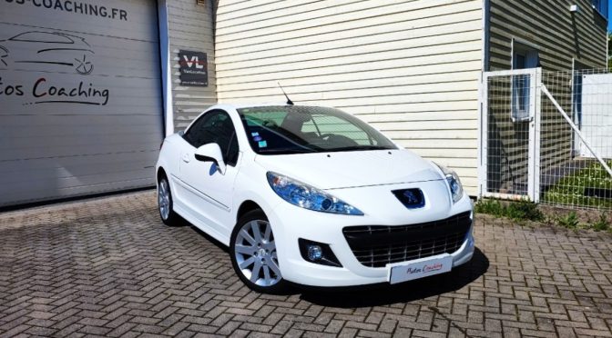 PEUGEOT 207 CC 1.6 VTI 120 FELINE BVA // 2ème Main // Sièges chauffants // Cuir // Radar Arr