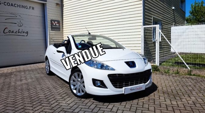 PEUGEOT 207 CC 1.6 VTI 120 FELINE BVA // 2ème Main // Sièges chauffants // Cuir // Radar Arr