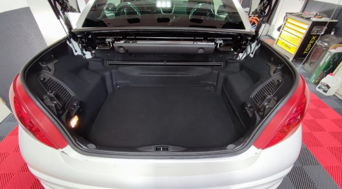 PEUGEOT 207 CC 1.6 VTI 120 FELINE BVA // 2ème Main // Sièges chauffants // Cuir // Radar Arr