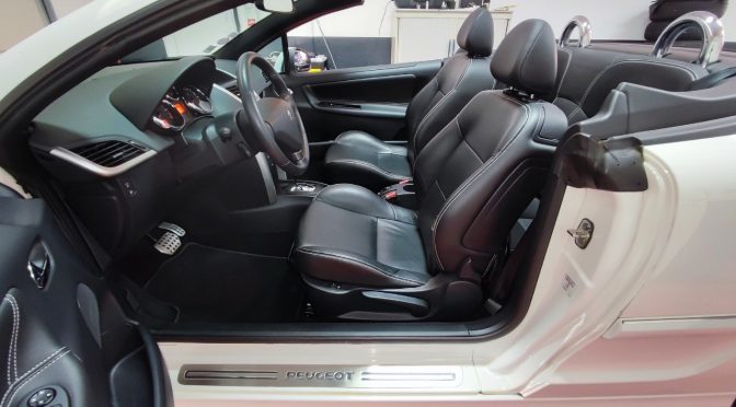PEUGEOT 207 CC 1.6 VTI 120 FELINE BVA // 2ème Main // Sièges chauffants // Cuir // Radar Arr
