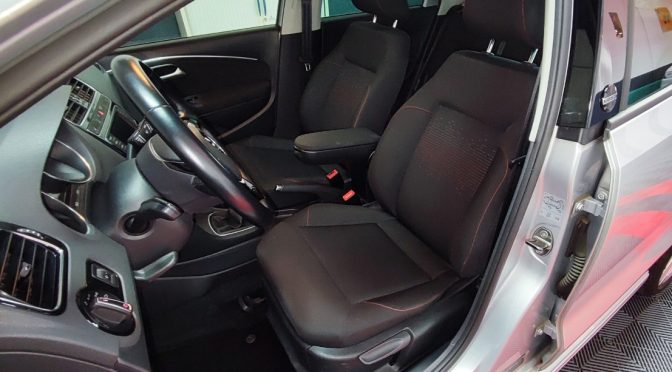 VOLKSWAGEN POLO V (2) 1.2 TSI 90 BLUEMOTION TECHNOLOGY Sound pack R-LINE 5P // 1ère Main /// entretiens VW