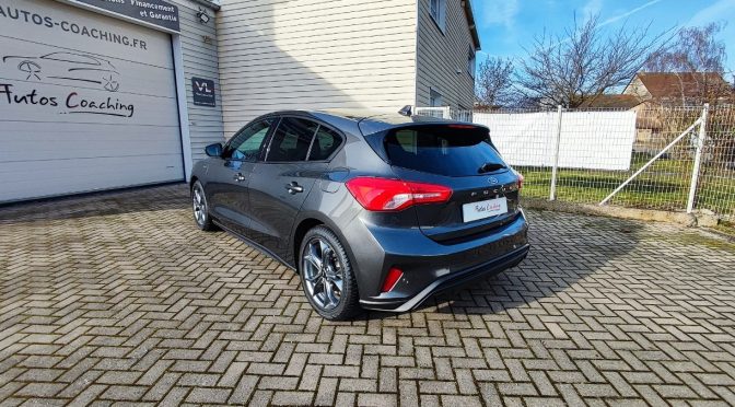 FORD FOCUS IV 1.0 L125Ch S&S ST-LINE boite auto // CARPLAY/ANDROID AUTO // CAMERA // PACK TECHNO // 38 500 KMS