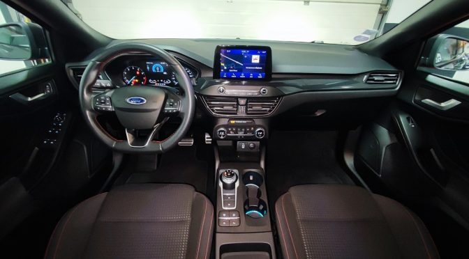 FORD FOCUS IV 1.0 L125Ch S&S ST-LINE boite auto // CARPLAY/ANDROID AUTO // CAMERA // PACK TECHNO // 38 500 KMS