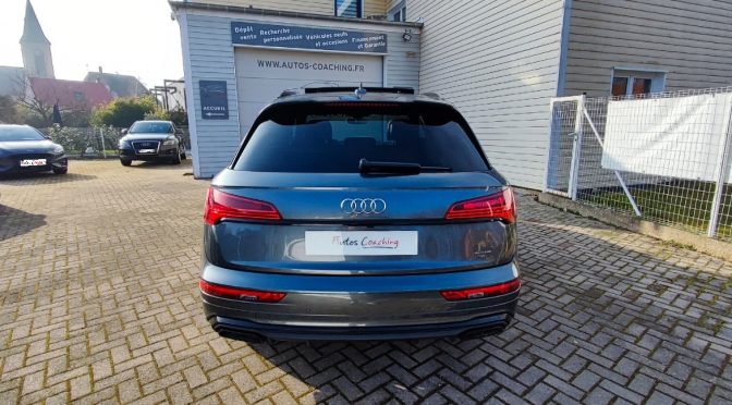 AUDI Q5 II (2) 55 TFSIE 367 Hybride S LINE QUATTRO S-TRONIC 7 // ATTELAGE // MATRIX LED // TOIT PANO