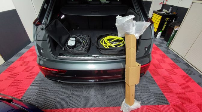 AUDI Q5 II (2) 55 TFSIE 367 Hybride S LINE QUATTRO S-TRONIC 7 // ATTELAGE // MATRIX LED // TOIT PANO