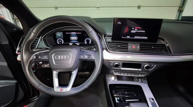 AUDI Q5 II (2) 55 TFSIE 367 Hybride S LINE QUATTRO S-TRONIC 7 // ATTELAGE // MATRIX LED // TOIT PANO