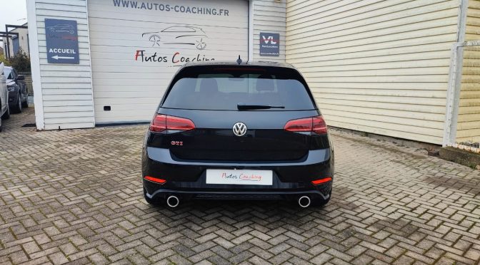 VW GOLF VII phase 2 GTI 2.0 TSI DSG7 // LED // CAMERA // CARPLAY // CUIR CHAUFF