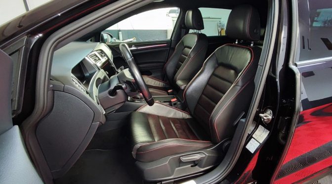 VW GOLF VII phase 2 GTI 2.0 TSI DSG7 // LED // CAMERA // CARPLAY // CUIR CHAUFF