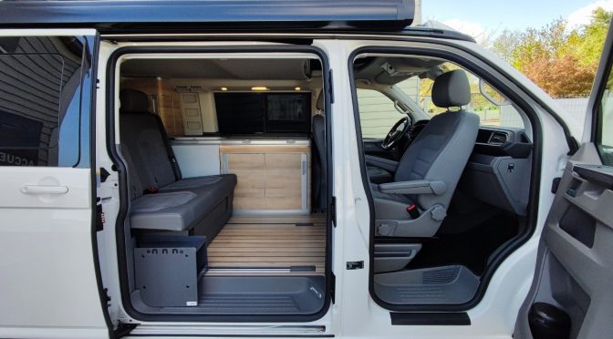 VW CALIFORNIA T6.1 2.0 TDI 204Ch 4 Motion OCEAN EDITION DSG7 // PLANCHER BOIS // ATTELAGE // MI CUIR // VIRTUAL