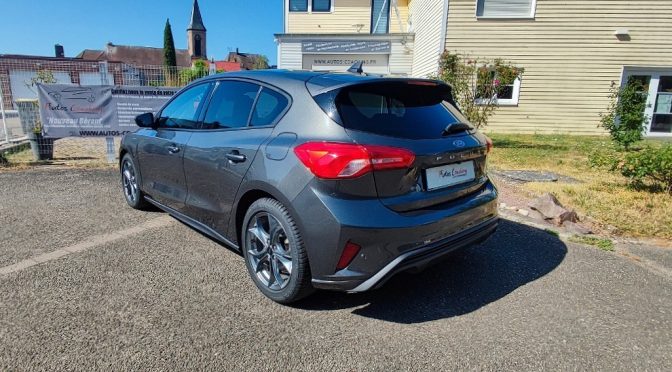 FORD FOCUS IV 1.0 L125Ch S&S ST-LINE boite auto // CARPLAY/ANDROID AUTO // CAMERA // PACK TECHNO // 39 000 KMS