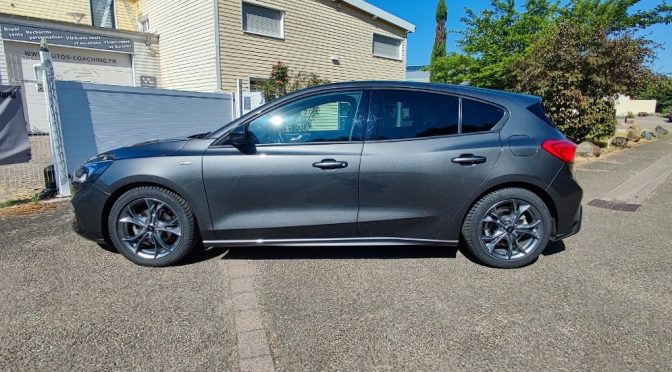 FORD FOCUS IV 1.0 L125Ch S&S ST-LINE boite auto // CARPLAY/ANDROID AUTO // CAMERA // PACK TECHNO // 39 000 KMS