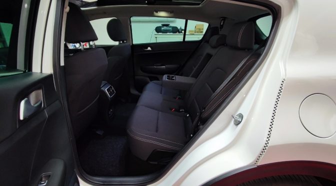 KIA SPORTAGE 1.7 CRDI 141Ch 4×2 DCT7 ACTIVE // TOIT PANO // CAMERA // 1ère MAIN //