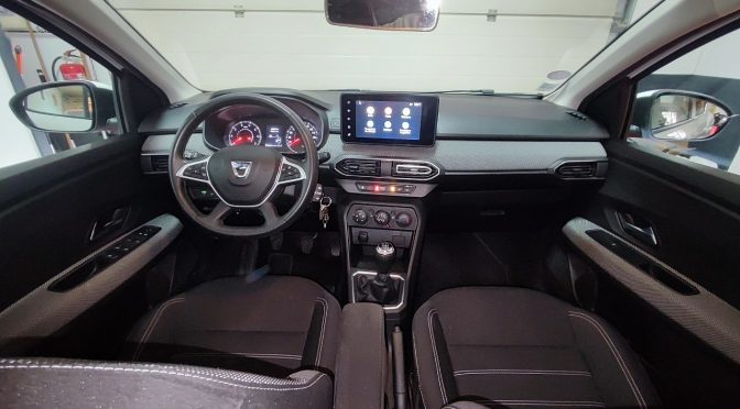 DACIA SANDERO 1.0i TCE 100Ch ECO-G // GPL // CARPLAY – 1ère Main