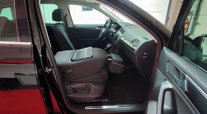 VOLKSWAGEN TIGUAN 2.0 TDI 150 CARAT // TOIT PANO // GPS // CAMERA // Sièges et volant chauff